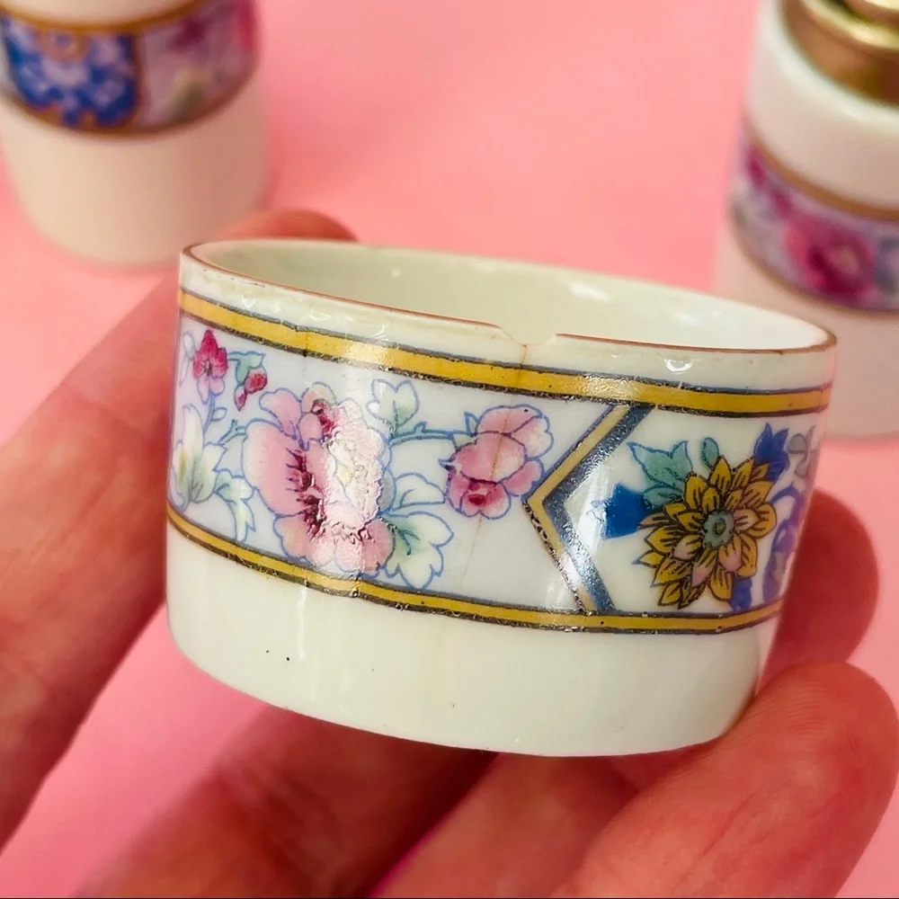 Vintage 70’ Victoria China mini table set